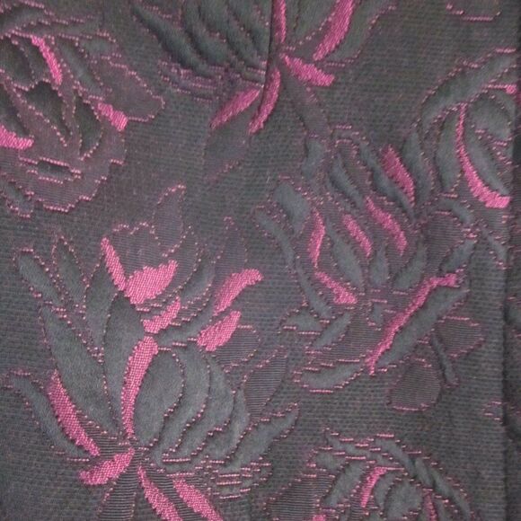 Vintage Union Made in USA Textured Floral Dress Black & Purple Fits Size 10 - Picture 2 of 9